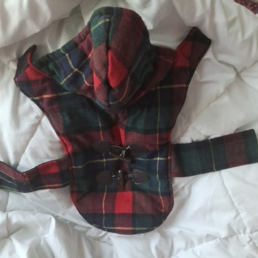 WAGBY Plaid Dog Jacket with Hood, Sz Medium